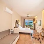 Naxos Feriehus Marmaris